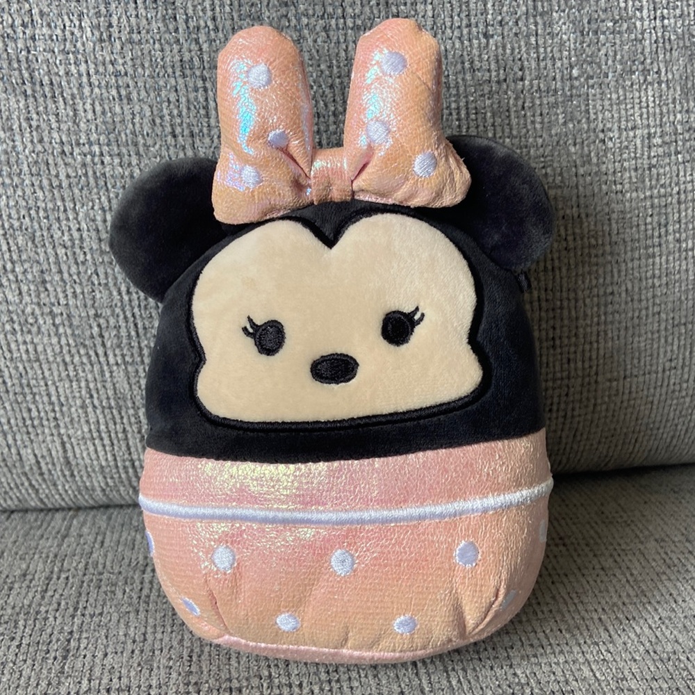 Minnie Mouse Squishmallow 5” plus more with the bow
